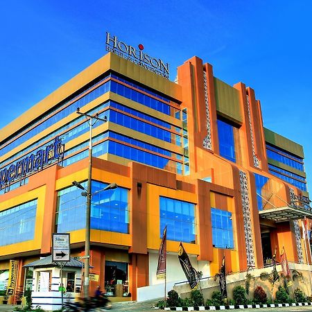 Horison Hotel Pematang Siantar מראה חיצוני תמונה