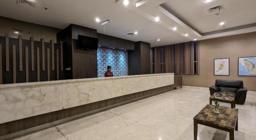 Horison Hotel Pematang Siantar מראה חיצוני תמונה