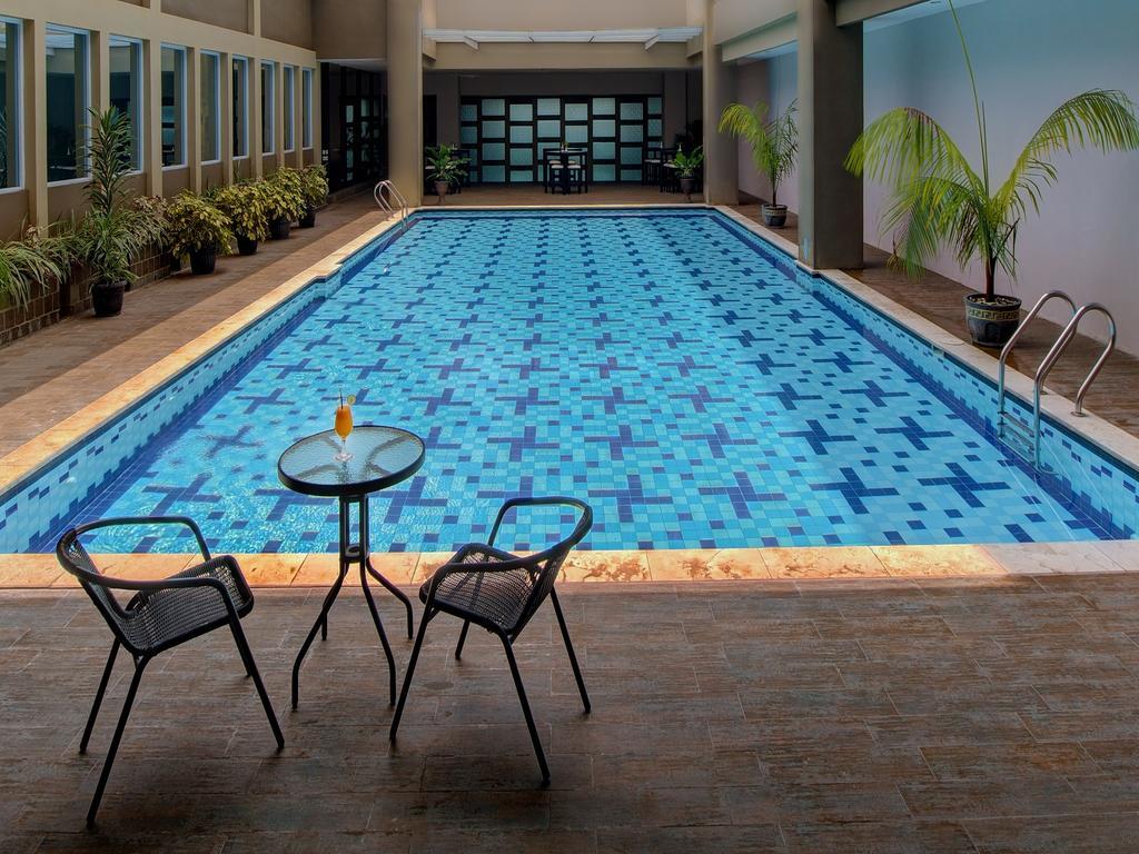 Horison Hotel Pematang Siantar מראה חיצוני תמונה