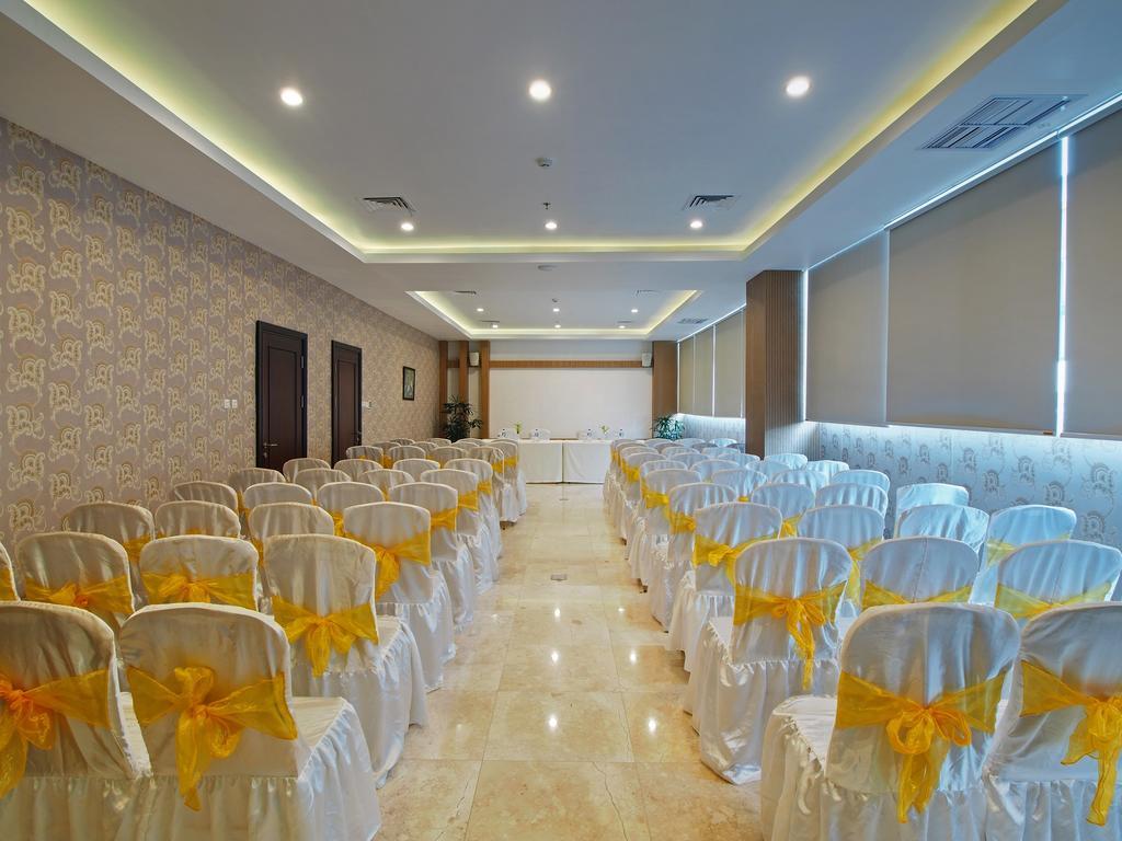Horison Hotel Pematang Siantar מראה חיצוני תמונה
