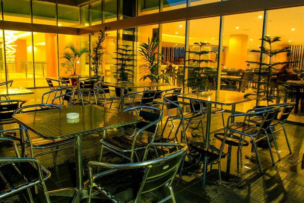 Horison Hotel Pematang Siantar מראה חיצוני תמונה